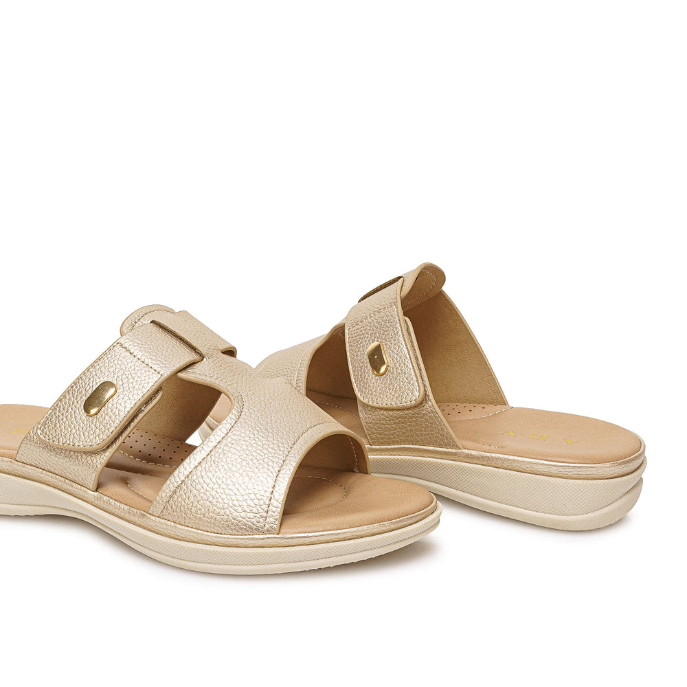Sandalia Strap Casual Dorado