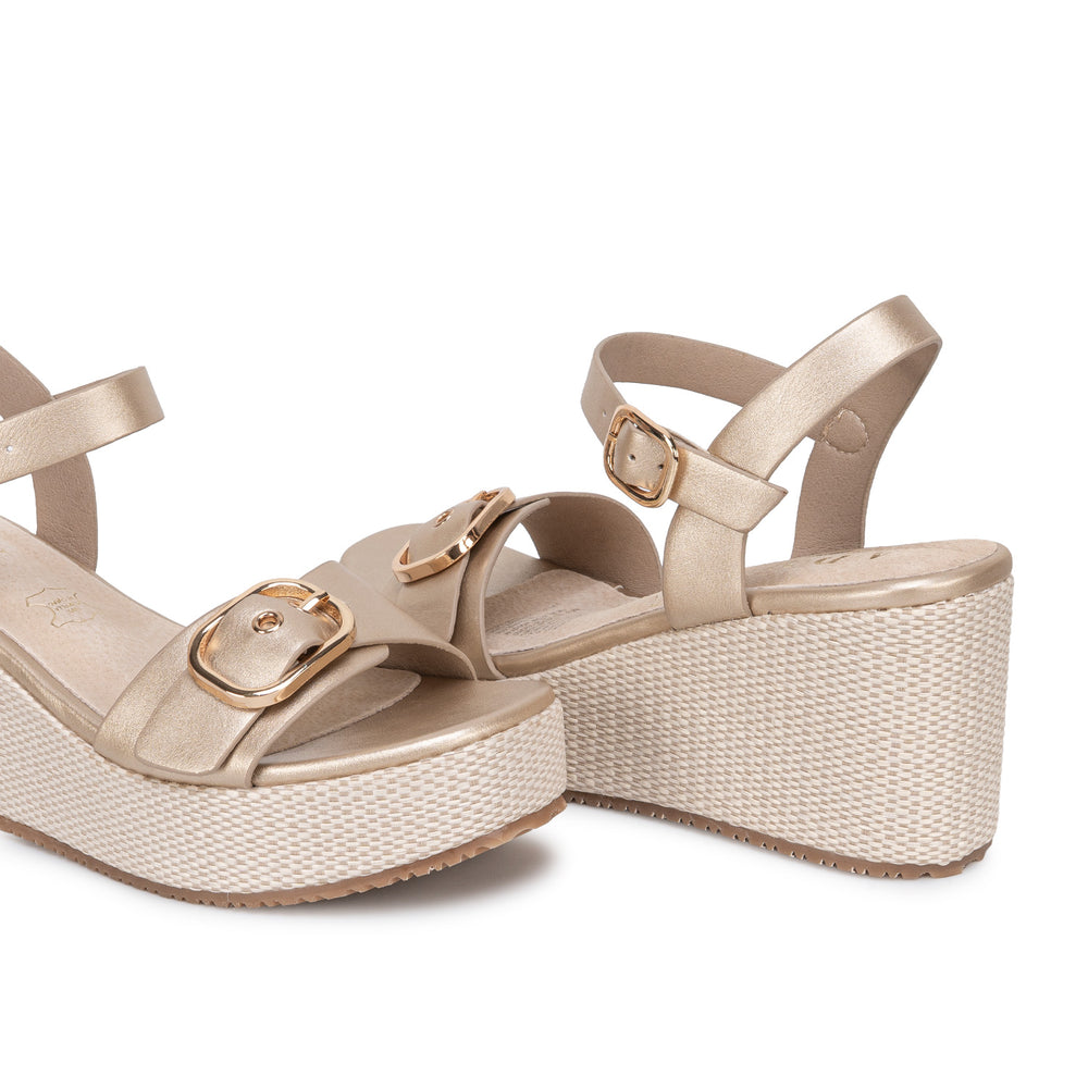 Sandalia Casual Dorado