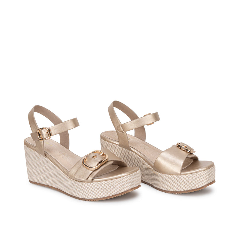 Sandalia Casual Dorado