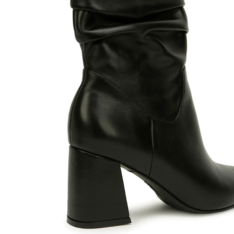 Bota Media Casual Negro