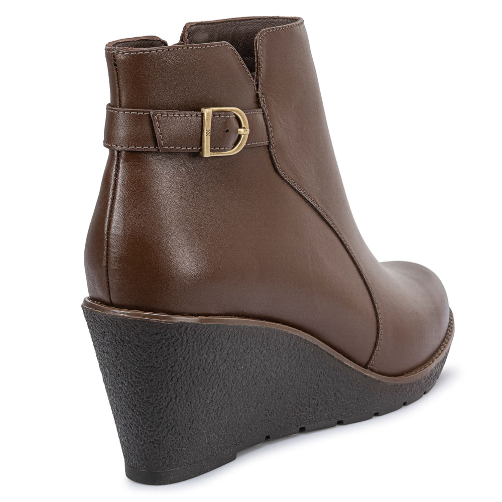 Botin Derby Casual Cafe