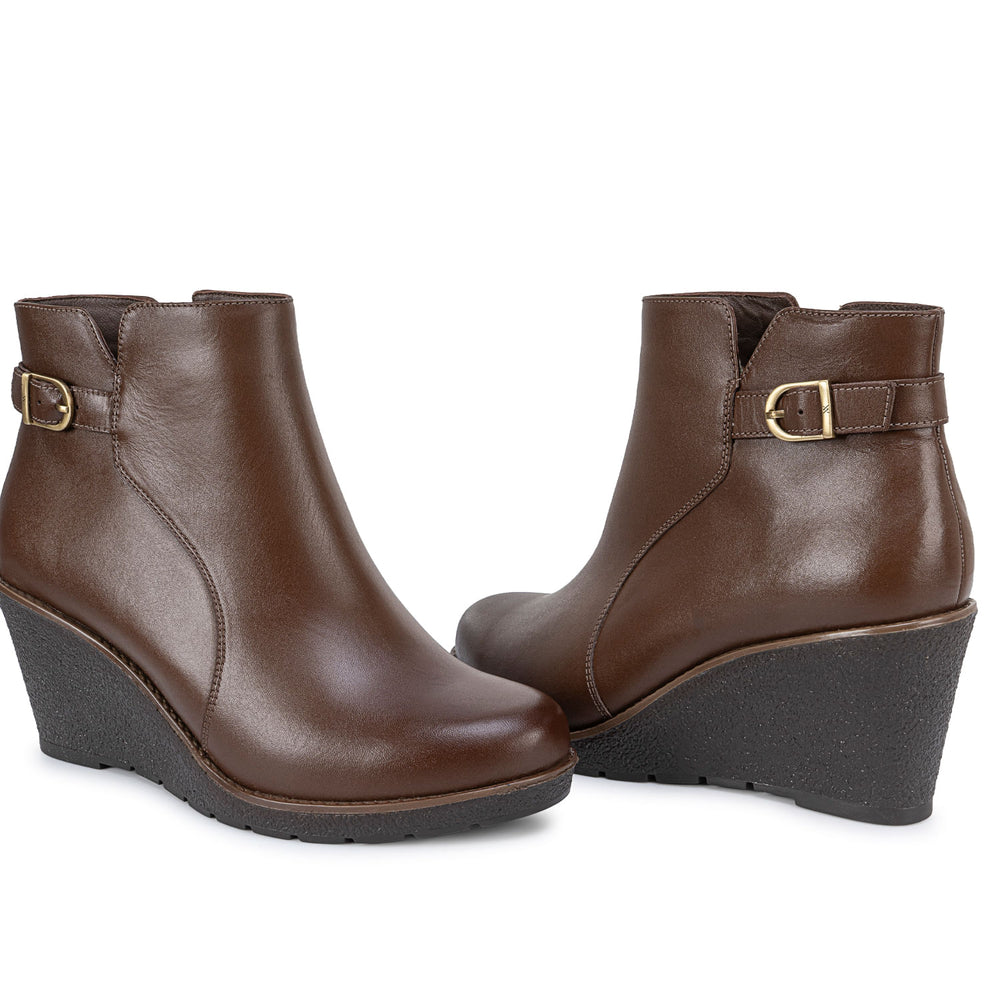 Botin Derby Casual Cafe