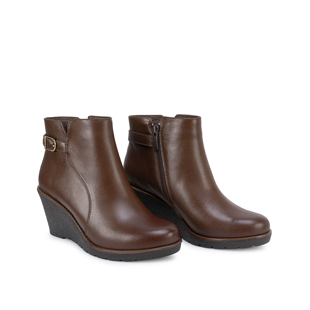 Botin Derby Casual Cafe