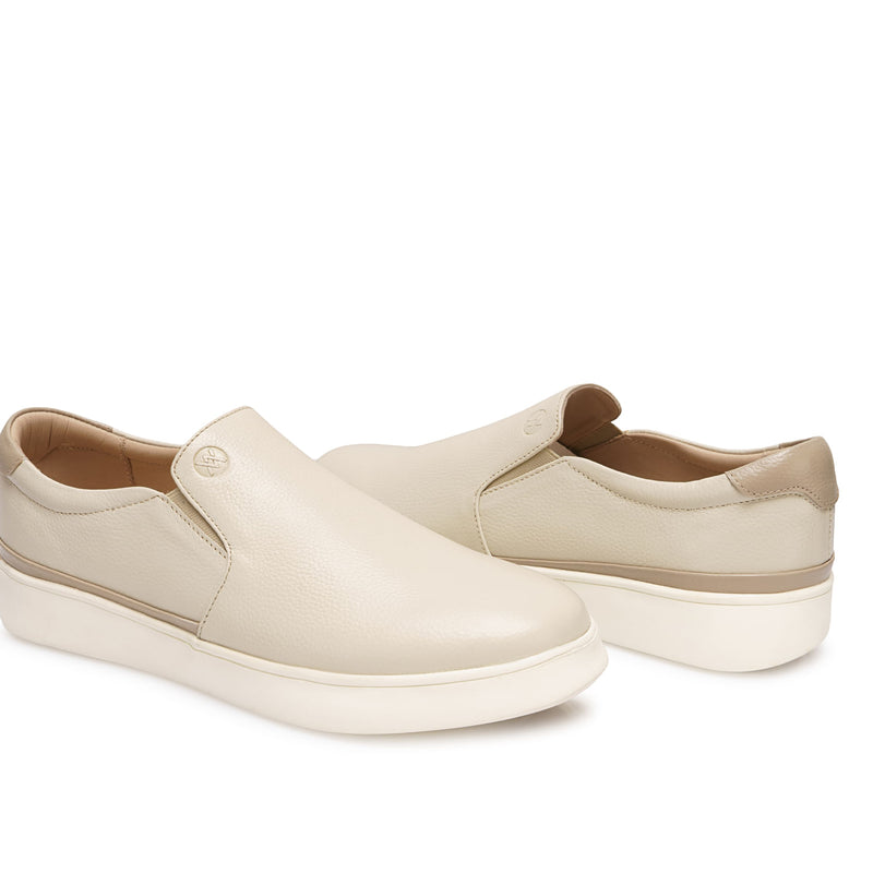 Zapatilla Slip On Casual Beige