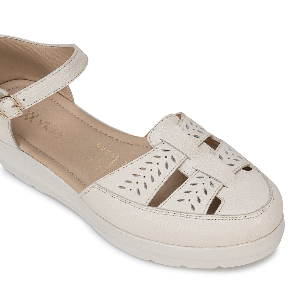 Sandalia Franciscana Casual Marfil