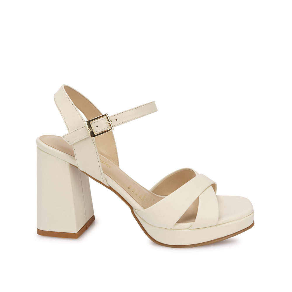 Sandalia D'orsay Casual Hueso