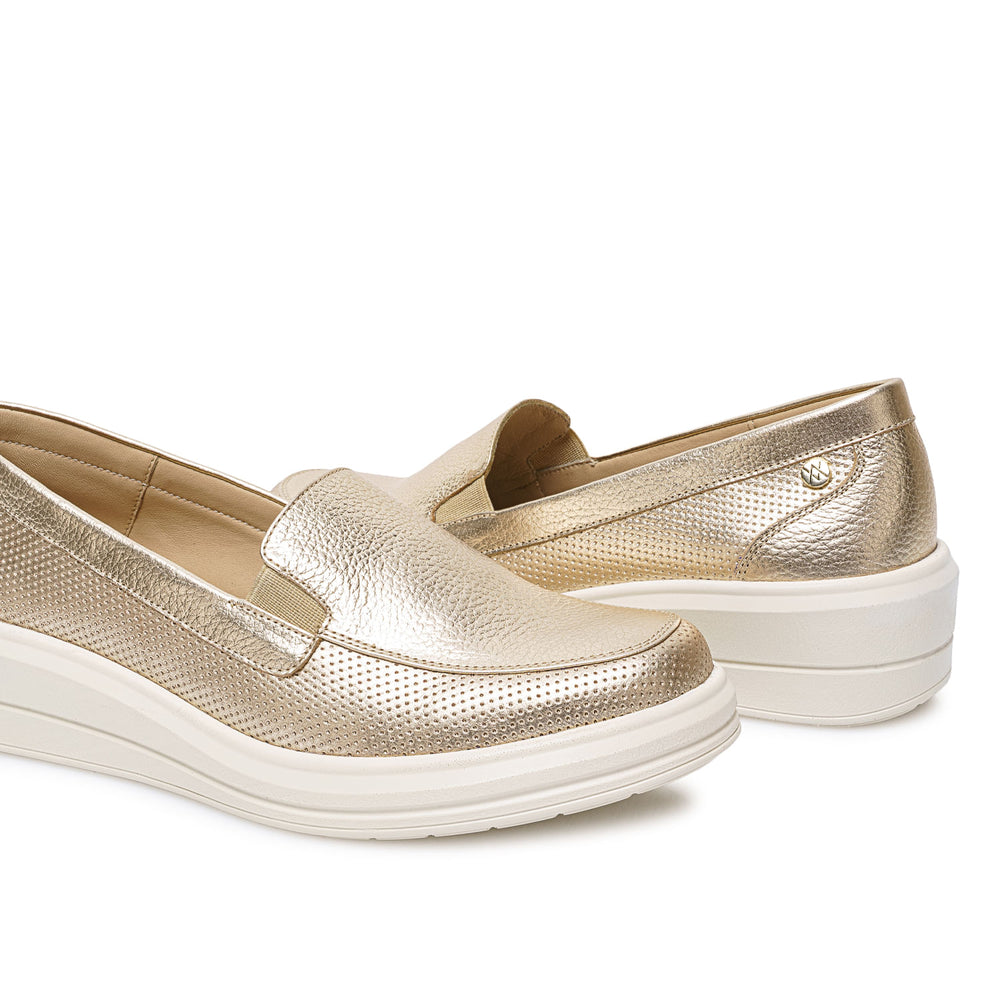 Zapato Slip On Casual Dorado