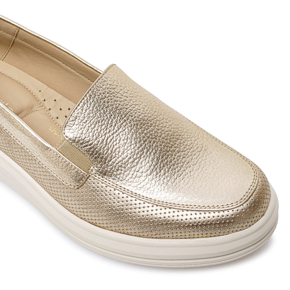 Zapato Slip On Casual Dorado